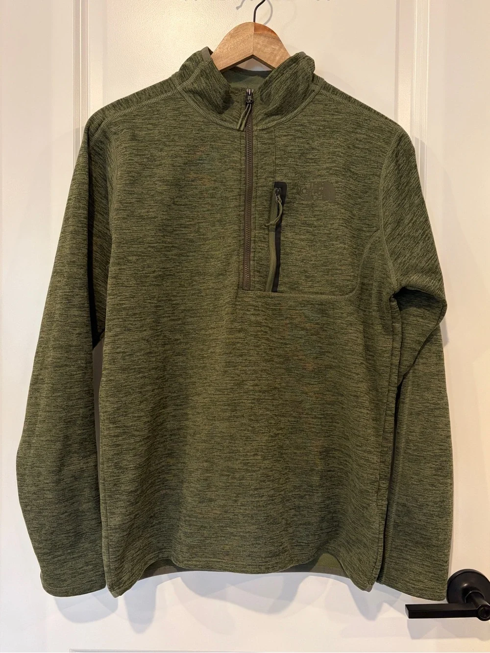The North Face Men’s Heathered Olive Green Canyonlands Half-Zip Fleece Pullover